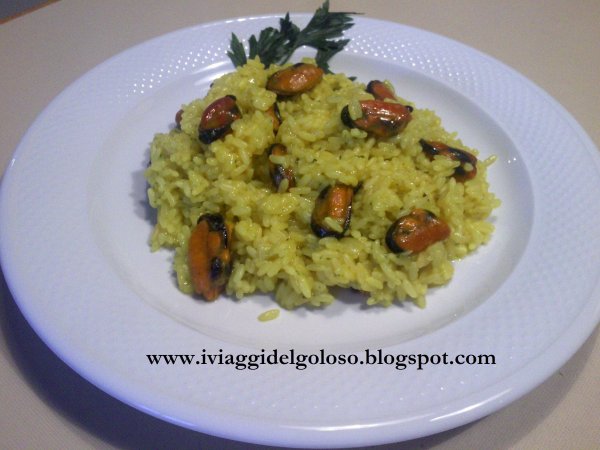 RISOTTO ALLE COZZE E ZAFFERANO