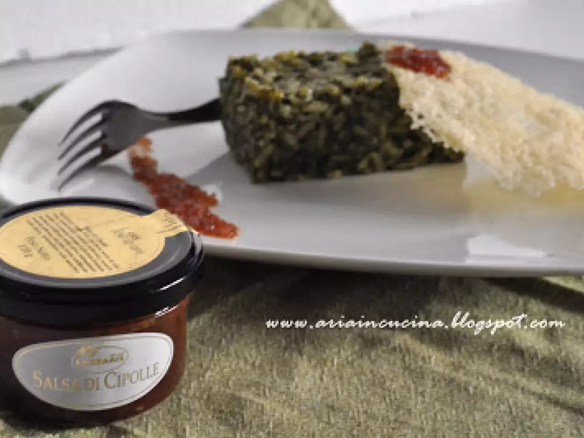 Risotto bietole e gorgonzola con cialdina di parmigiano e salsa alla cipolla - foto 2