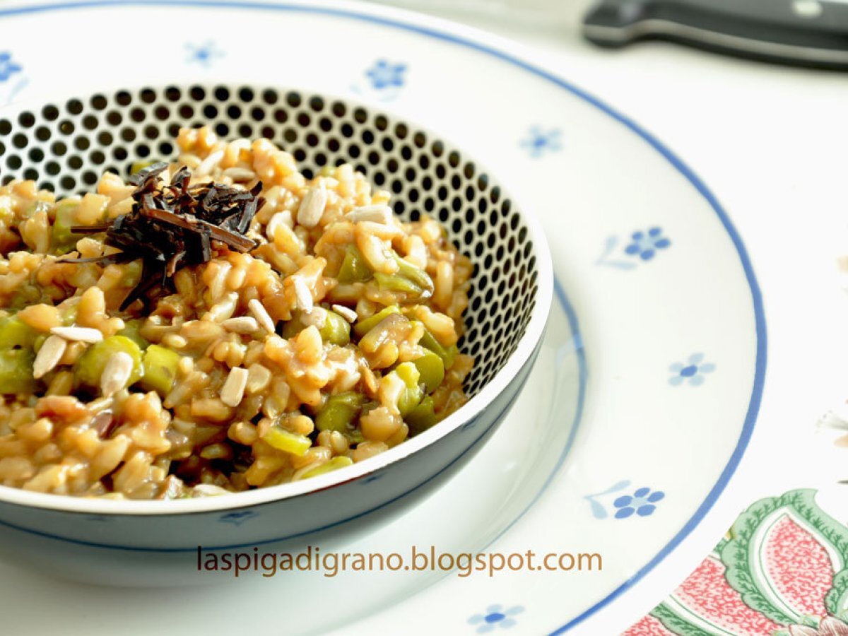 Risotto con asparagi e funghi