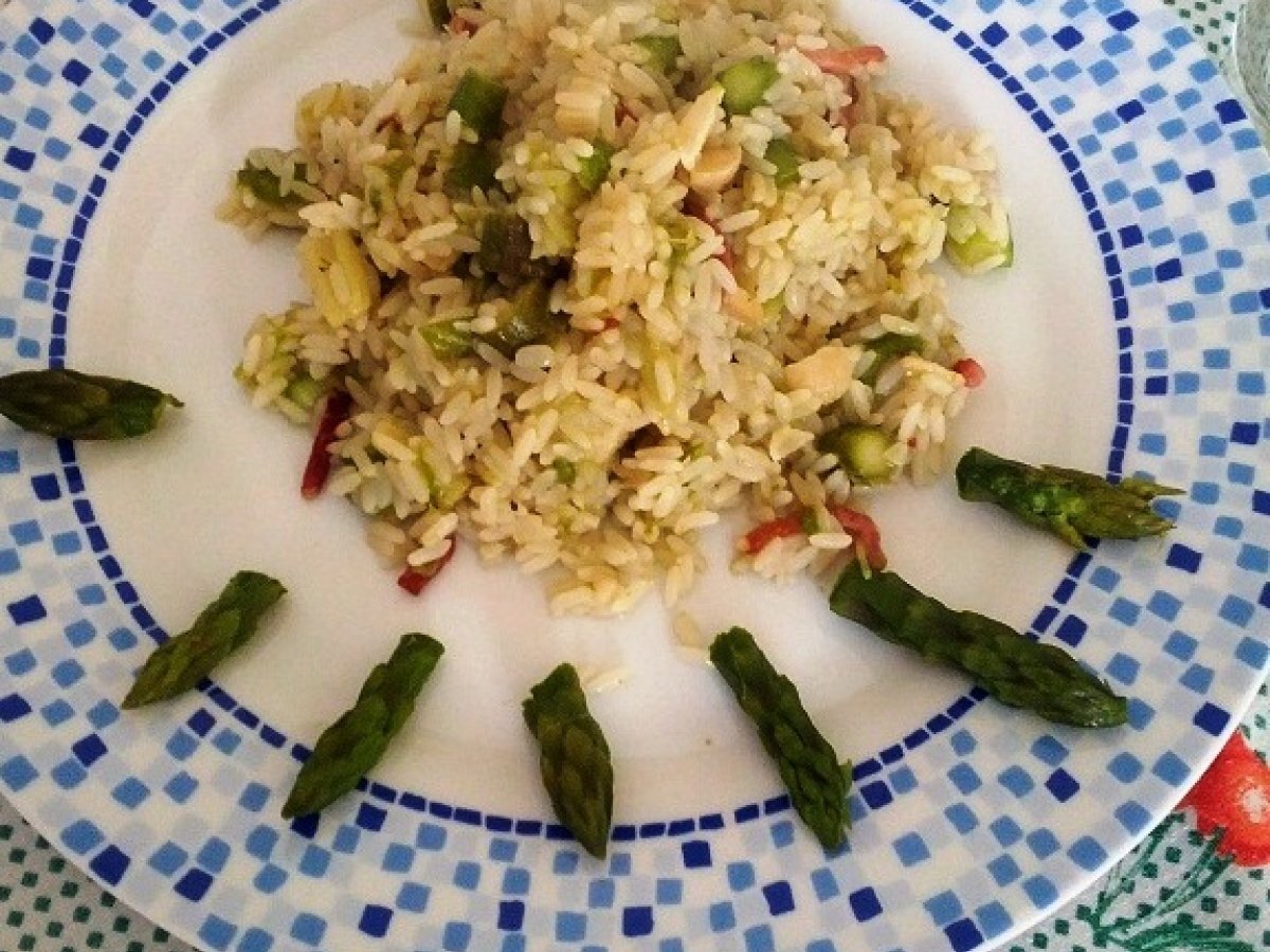 Risotto con asparagi speck e noci di macadamia