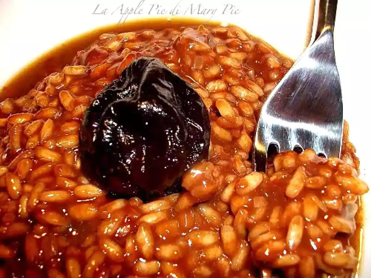 RISOTTO CON CIOCCOLATO AL PEPERONCINO, FICHI CARAMELLATI E SALSA AL PORTO