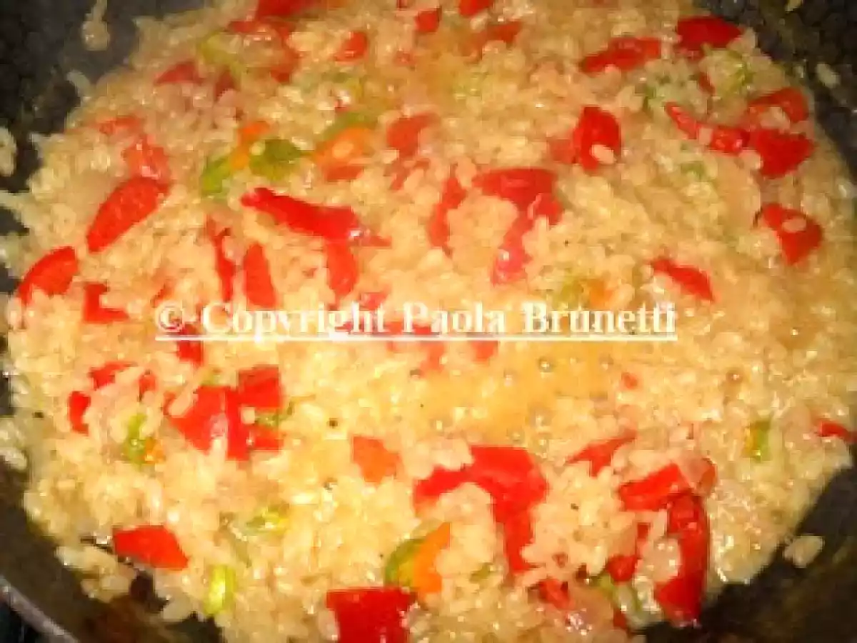 Risotto con fiori di zucchine e peperone rosso - foto 3