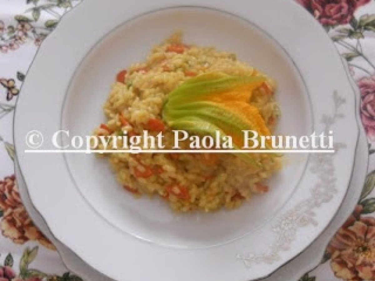 Risotto con fiori di zucchine e peperone rosso - foto 4