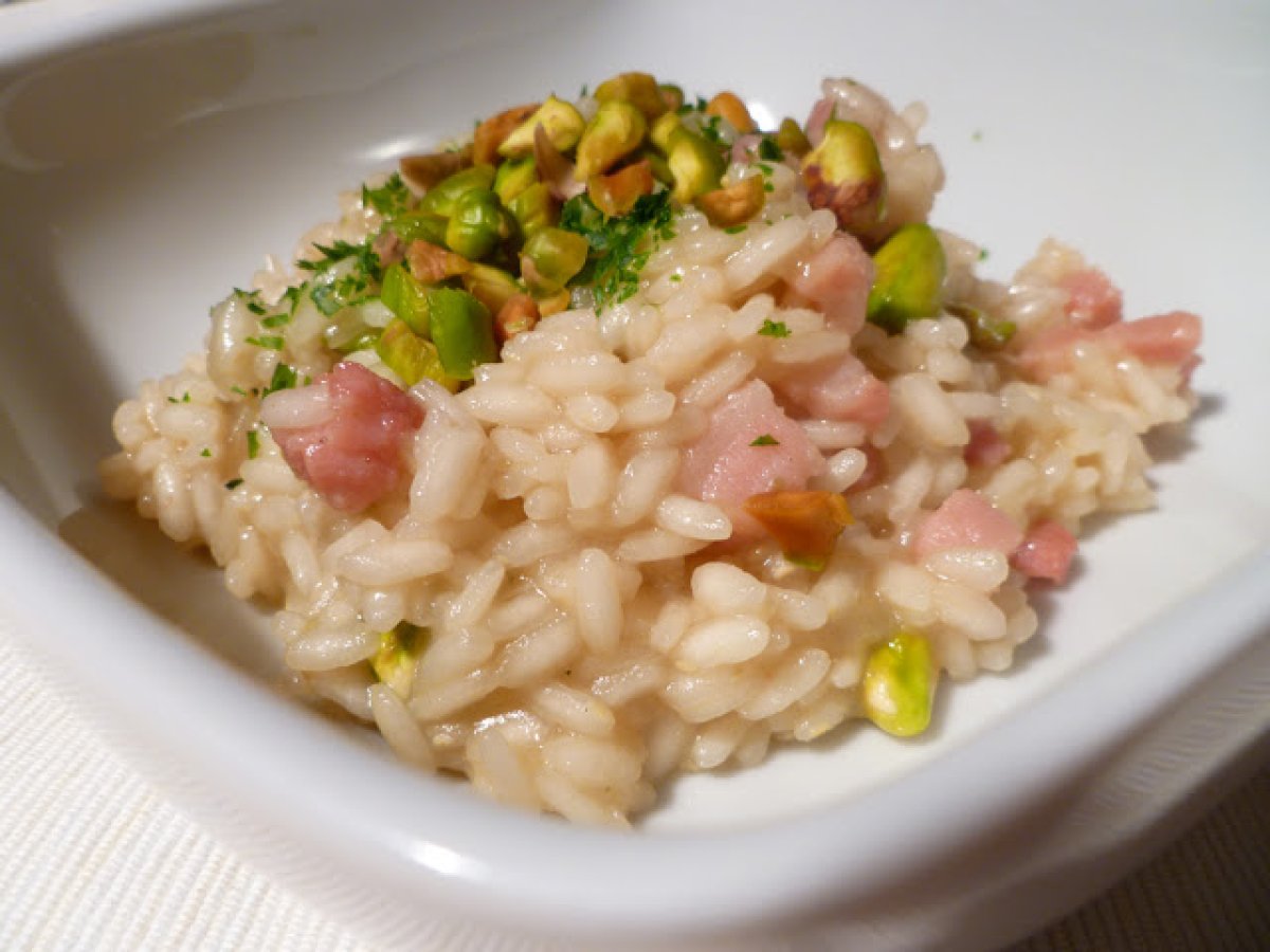 RISOTTO CON PISTACCHI E PANCETTA