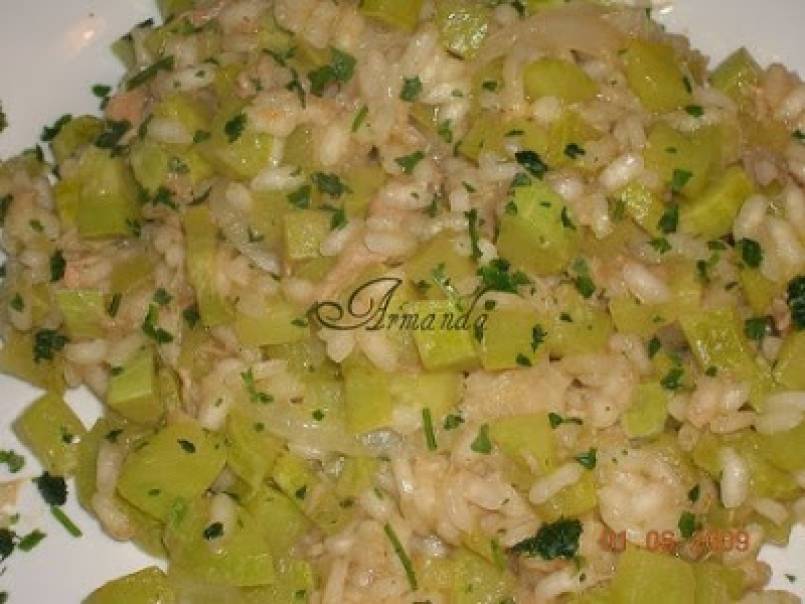 Risotto con zucchine e tonno