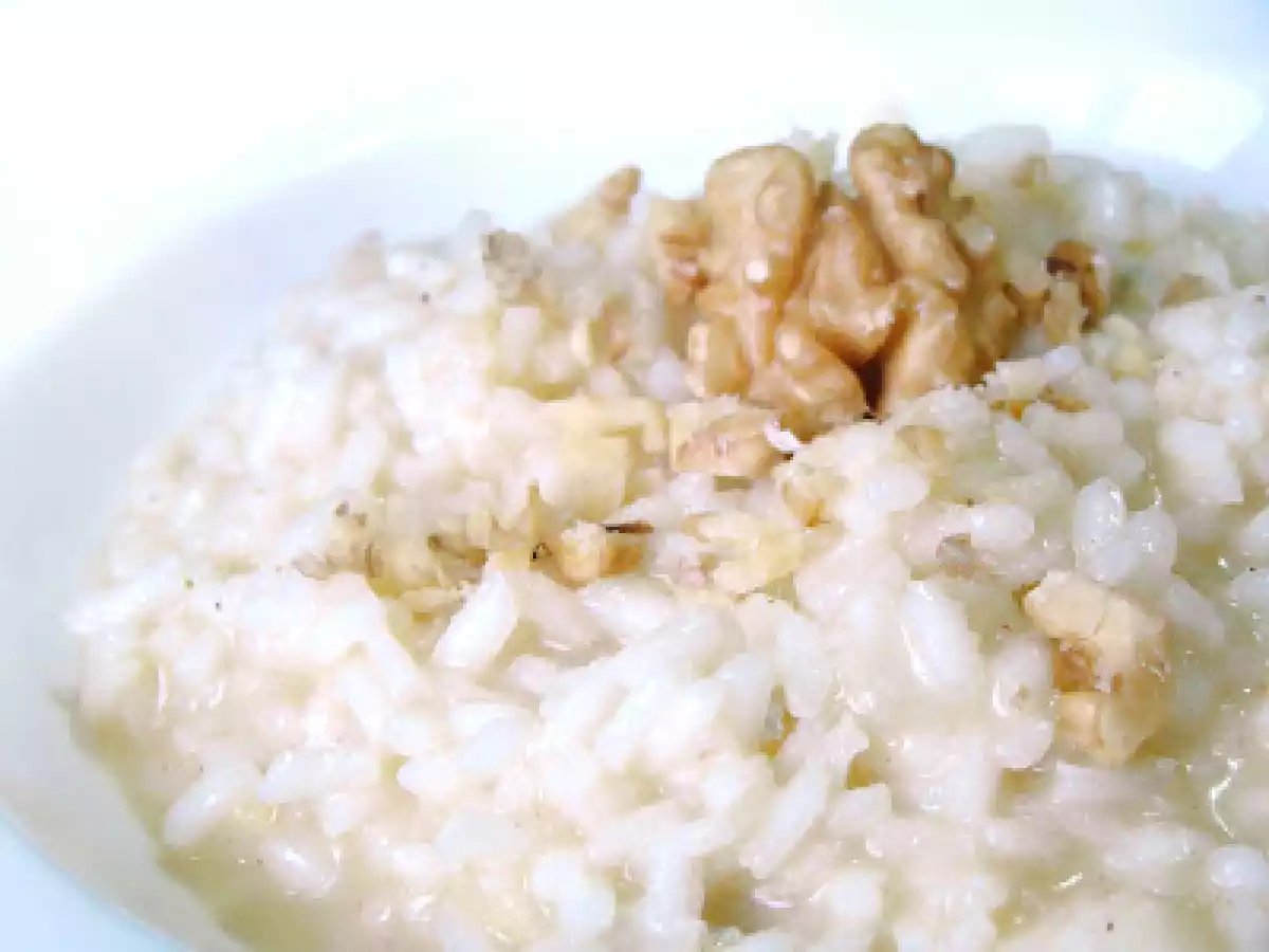 RISOTTO CREMOSO CON GORGONZOLA E NOCI
