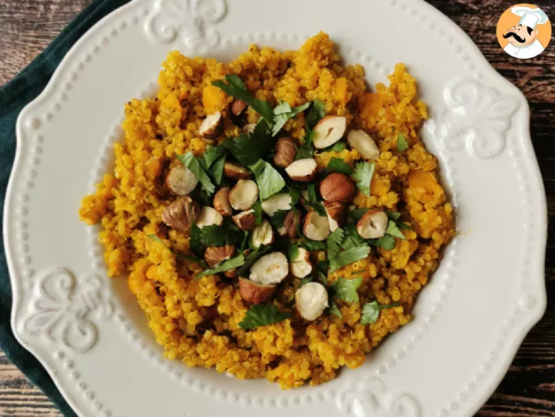 Risotto di Quinoa con zucca, nocciole e coriandolo fresco