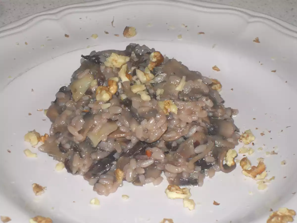Risotto funghi, radicchio e noci