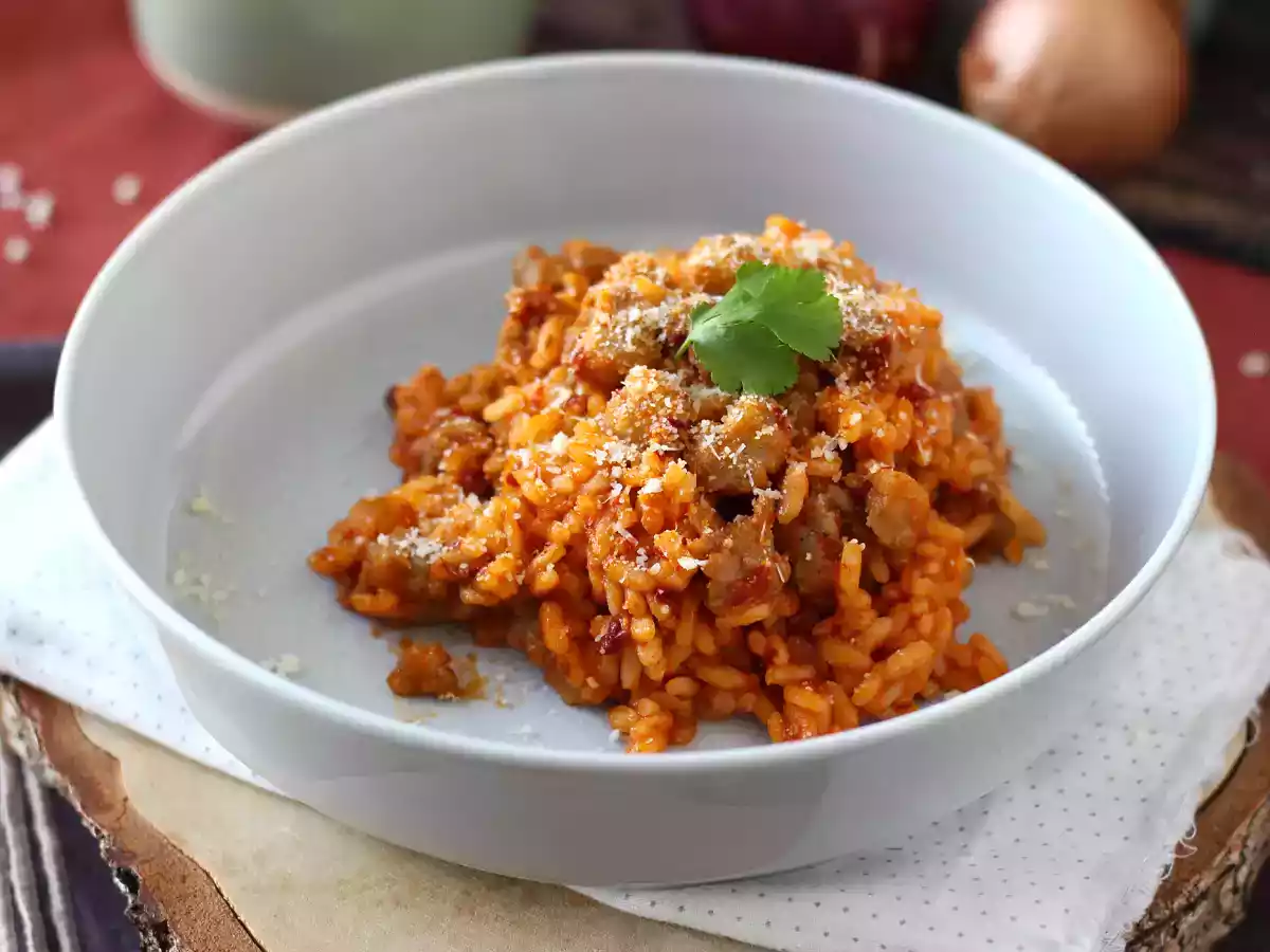Risotto 'nduja e salsiccia, un primo piatto dal gusto intenso - foto 3