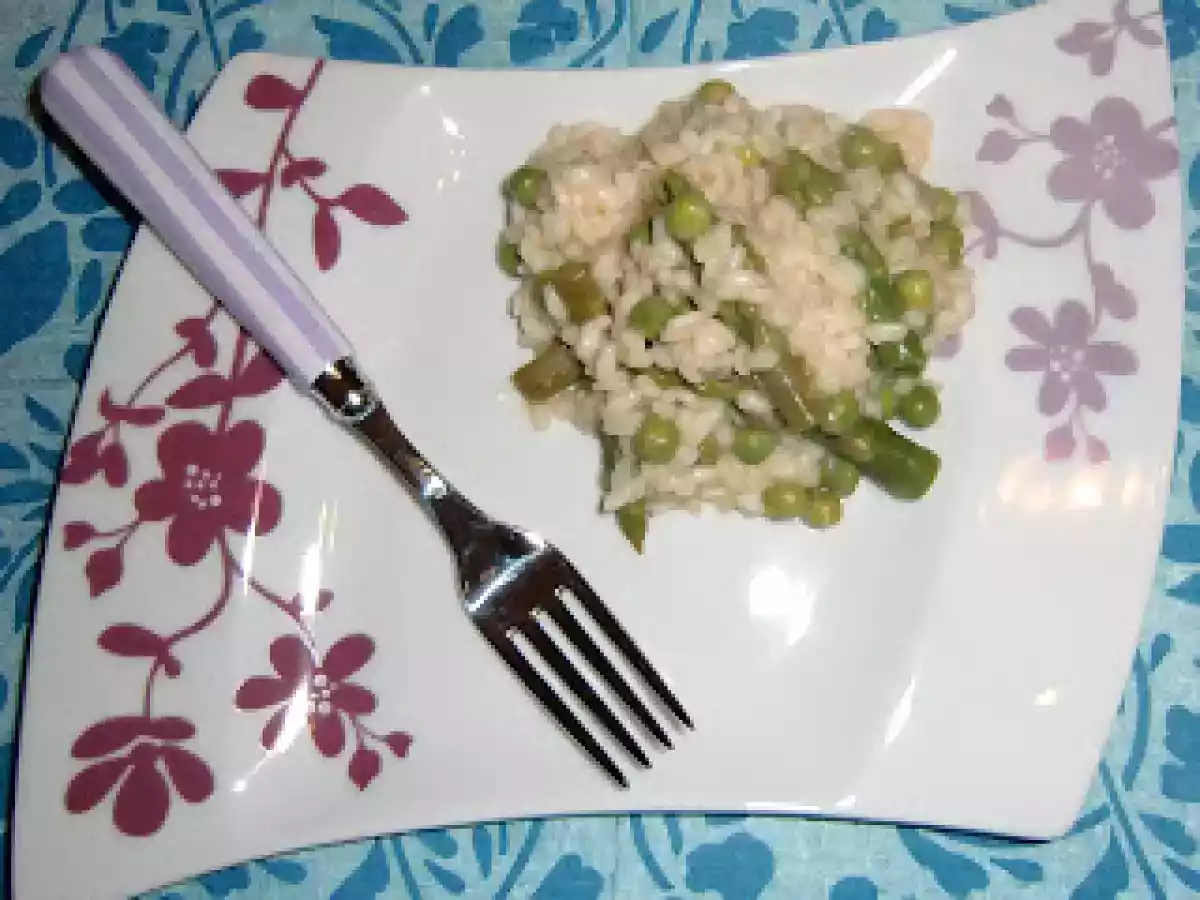 RISOTTO PRIMAVERA: ASPARAGI E PISELLI