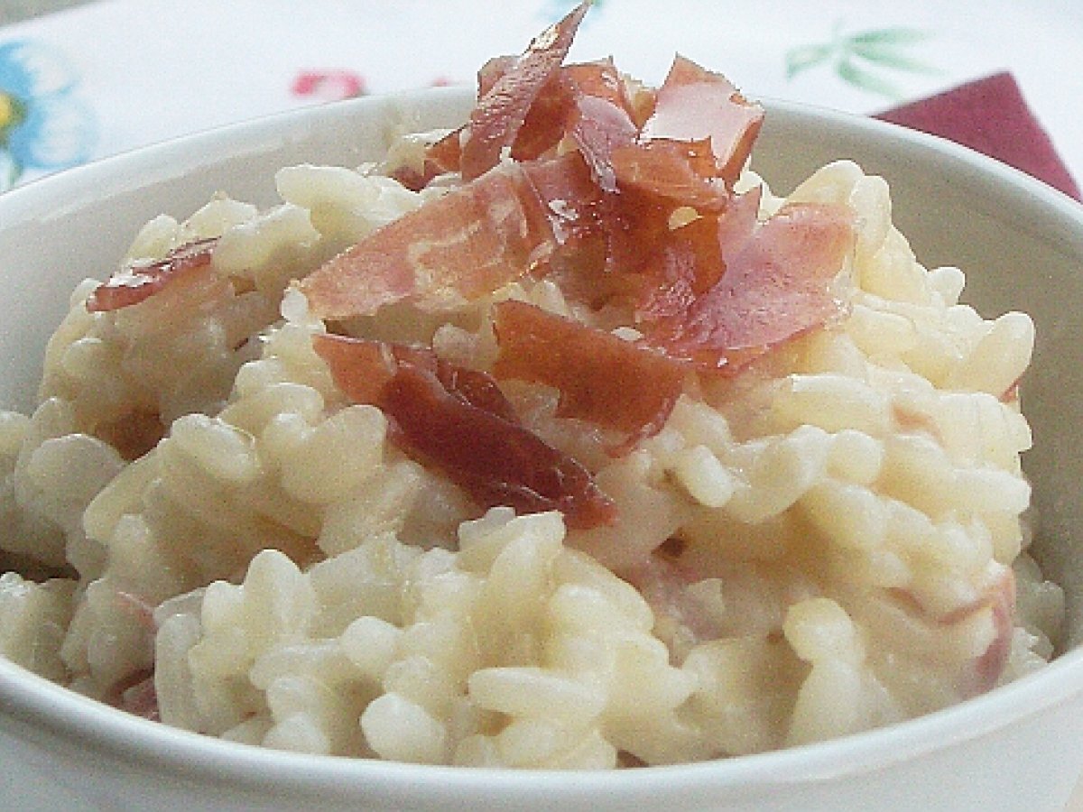 Risotto prosciutto crudo, caprino e miele di castagno - foto 2