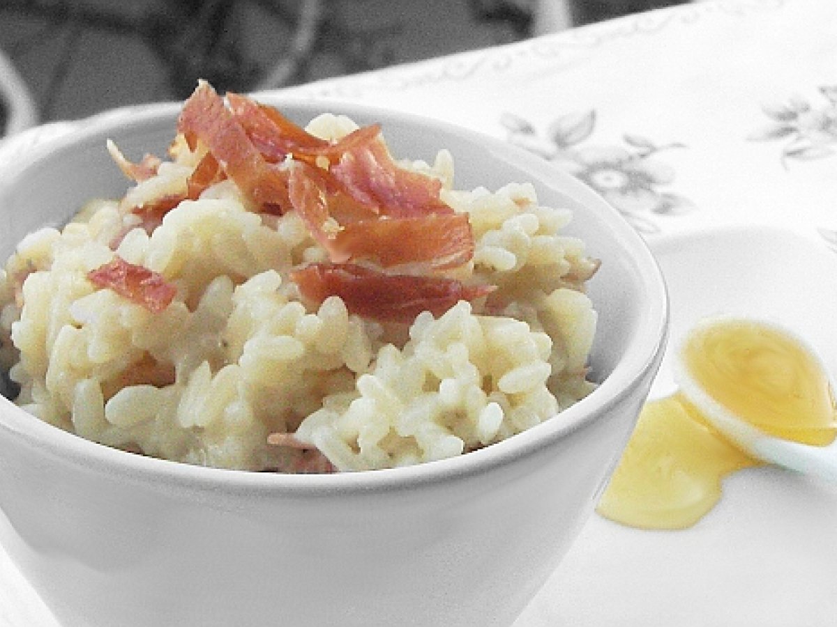 Risotto prosciutto crudo, caprino e miele di castagno - foto 3