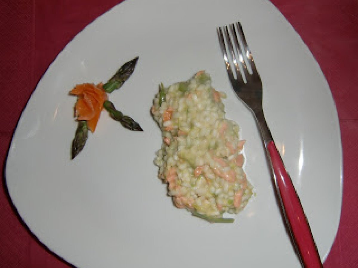 RISOTTO SALMONE E ASPARAGI