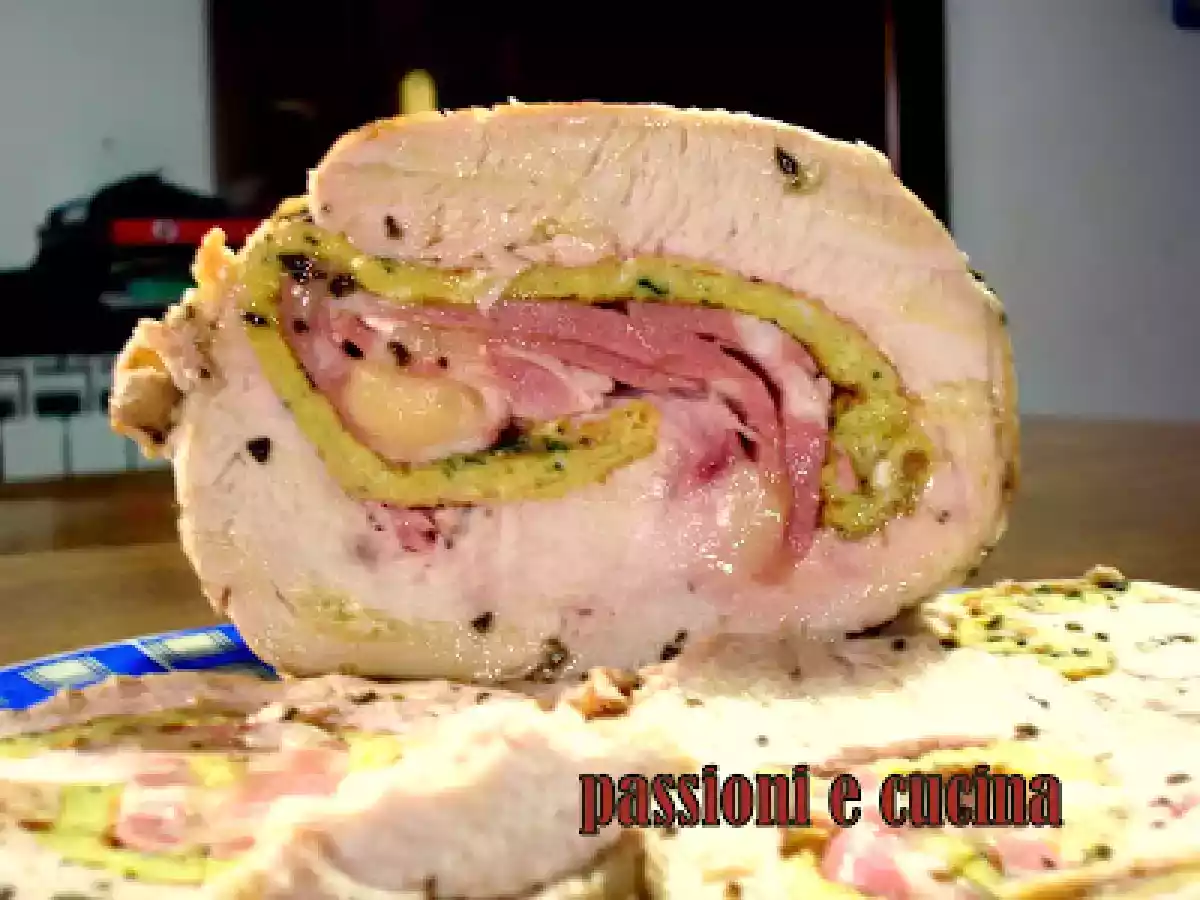 ROLLE' DI TACCHINO CON RIPIENO