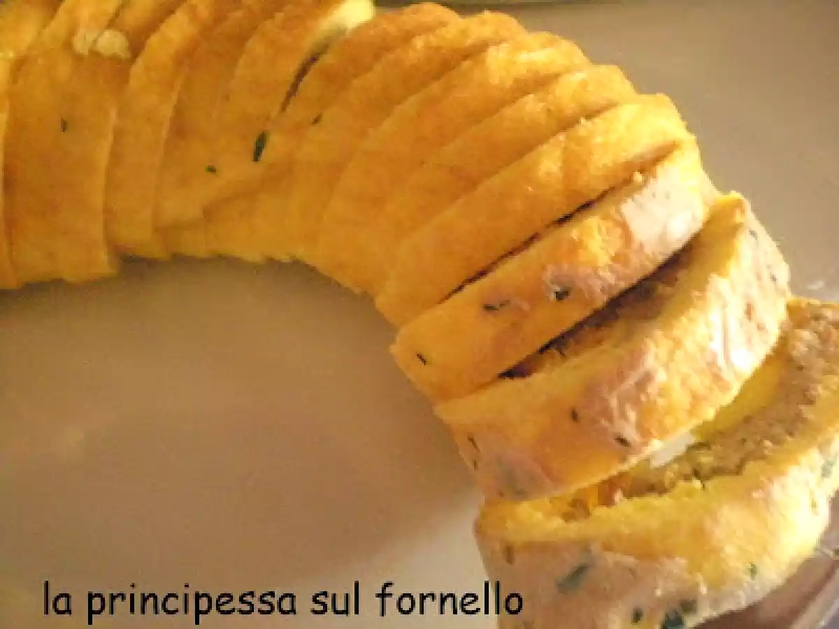 Rollini di frittata alla mousse di tonno (e chiudo per ferie!)