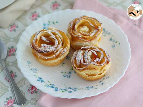 Rose di mele con pasta sfoglia, la ricetta facile e veloce