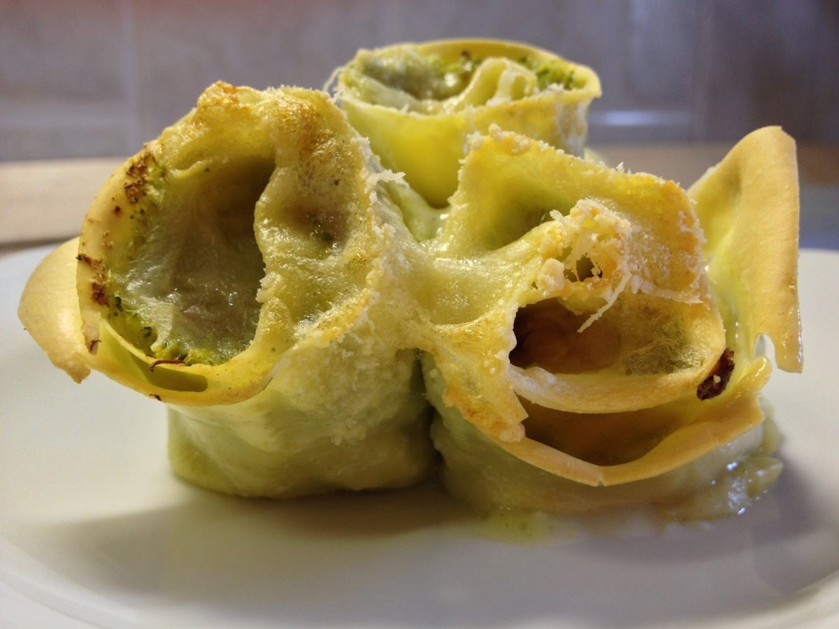 Rosette di pasta ai broccoletti