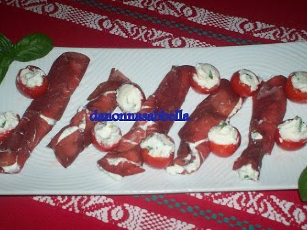 ROTOLINI DI BRESAOLA CON RICOTTA E BASILICO - foto 2