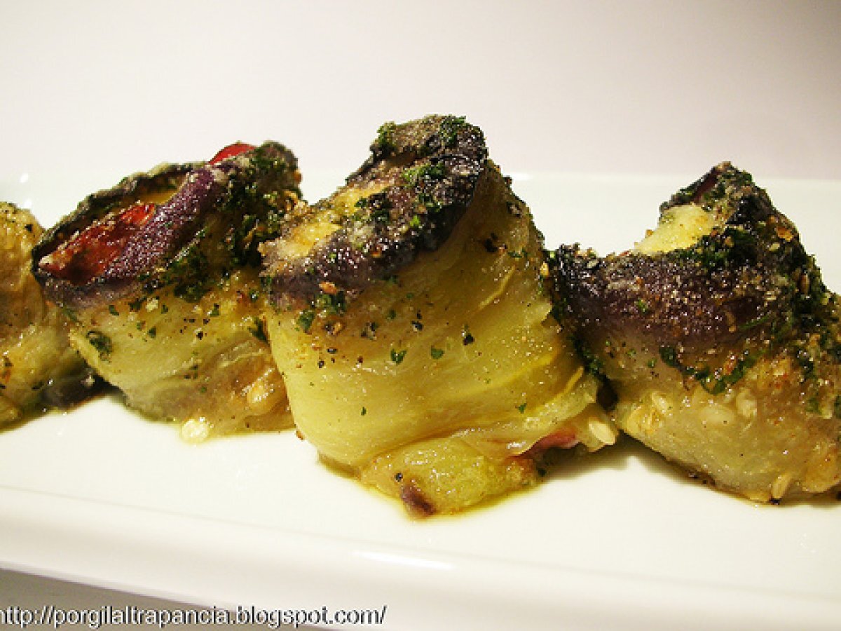 Rotolini di melanzane: l’antipasto sfizioso, leggero e facilissimo da preparare - foto 2