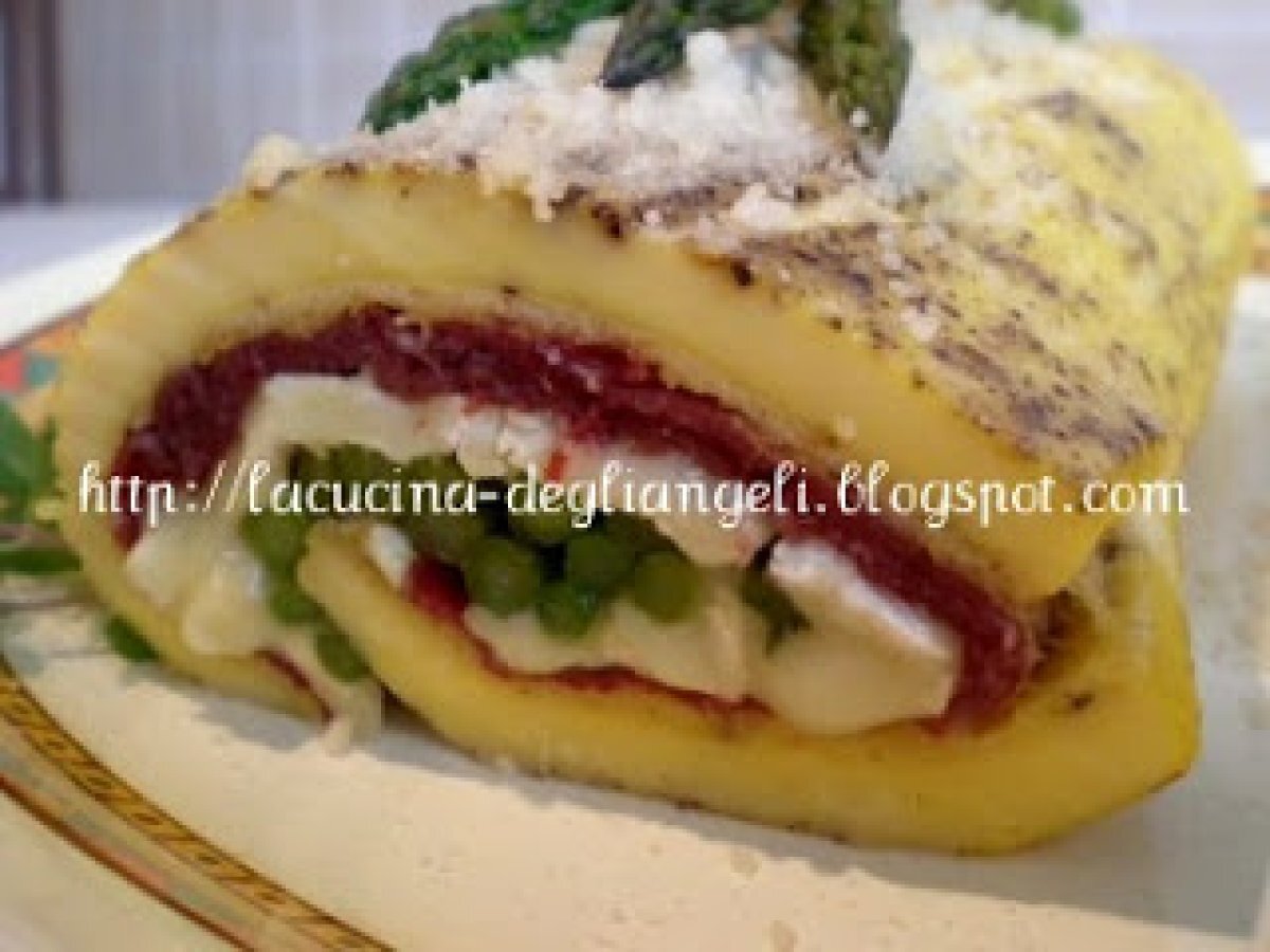 Rotolo di frittata al brie, bresaola e asparagi - foto 2