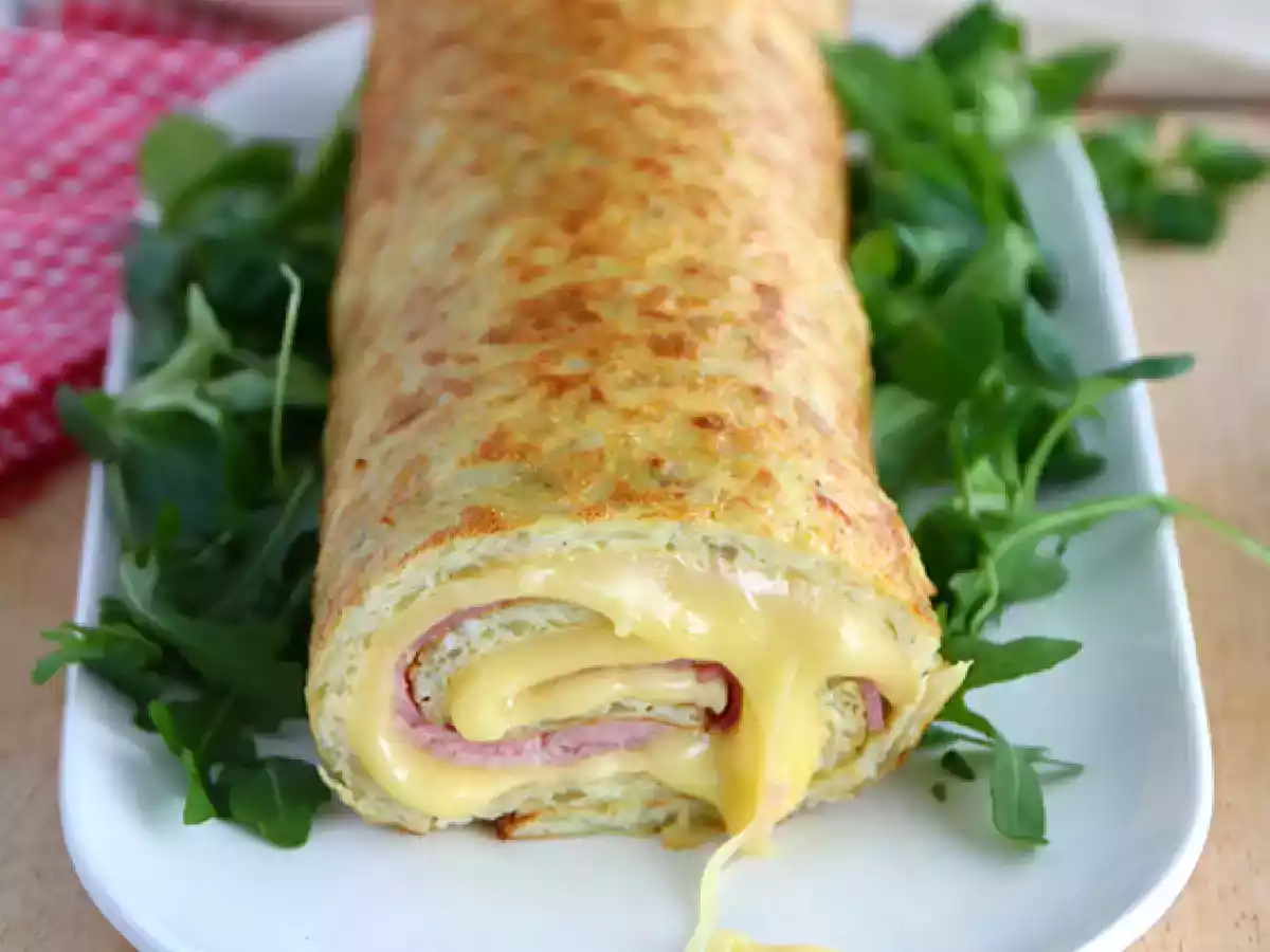 Rotolo di patate con scamorza e prosciutto