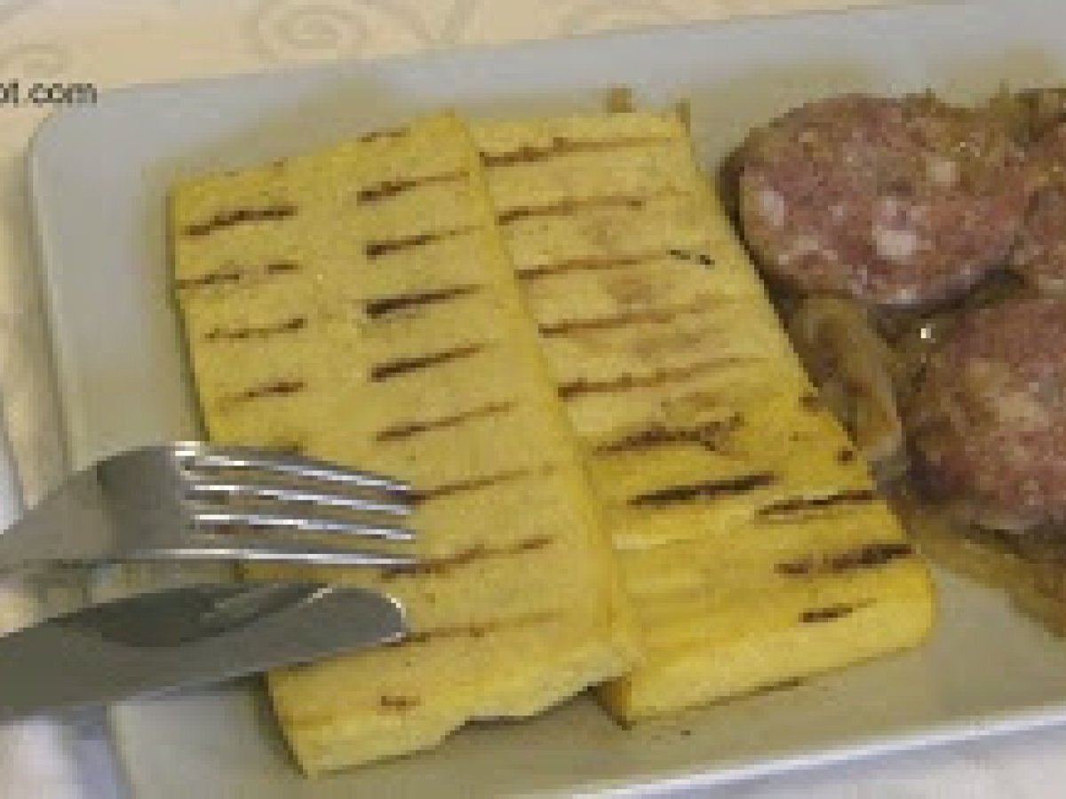 Salame con aceto e cipolla