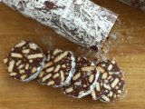 Salame di cioccolato, la ricetta facile per prepararlo a casa, foto 2