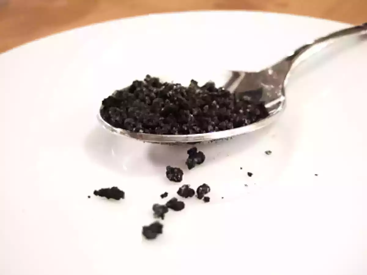 Sale nero fatto in casa