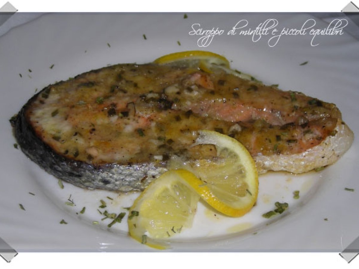 Salmone al limone ed erba cipollina