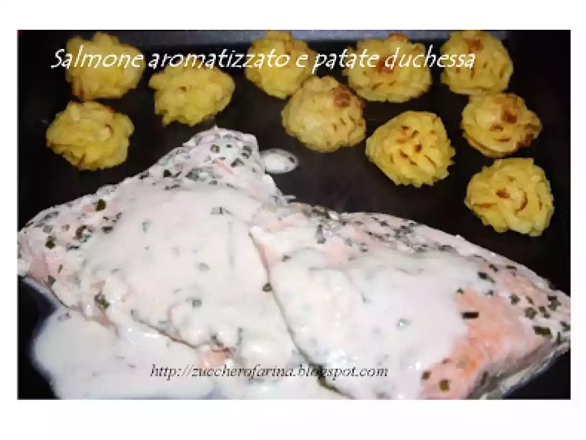 Salmone alla panna acida e patate duchessa