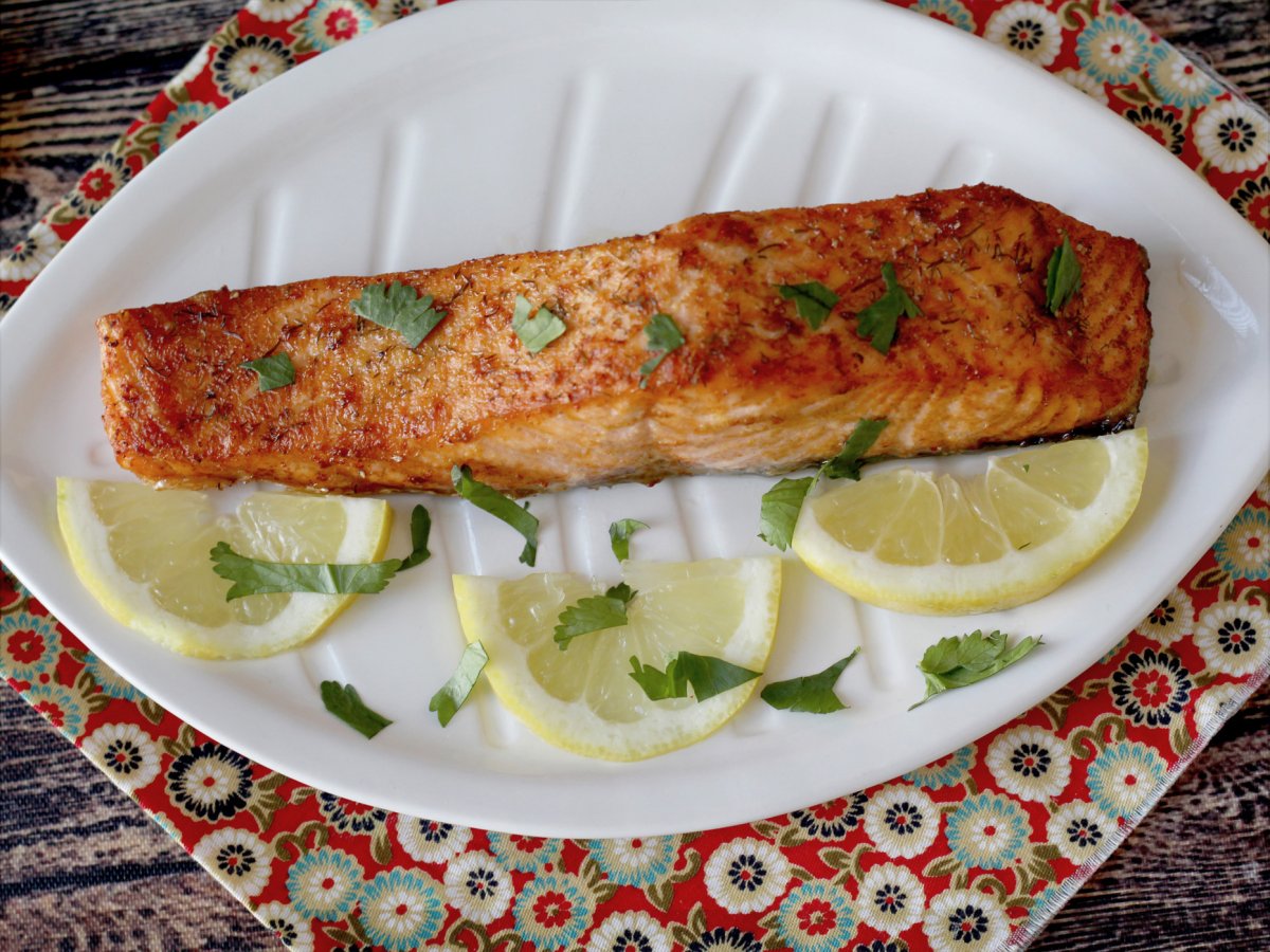 Salmone in friggitrice ad aria: la ricetta sana e gustosa da provare subito! - foto 3