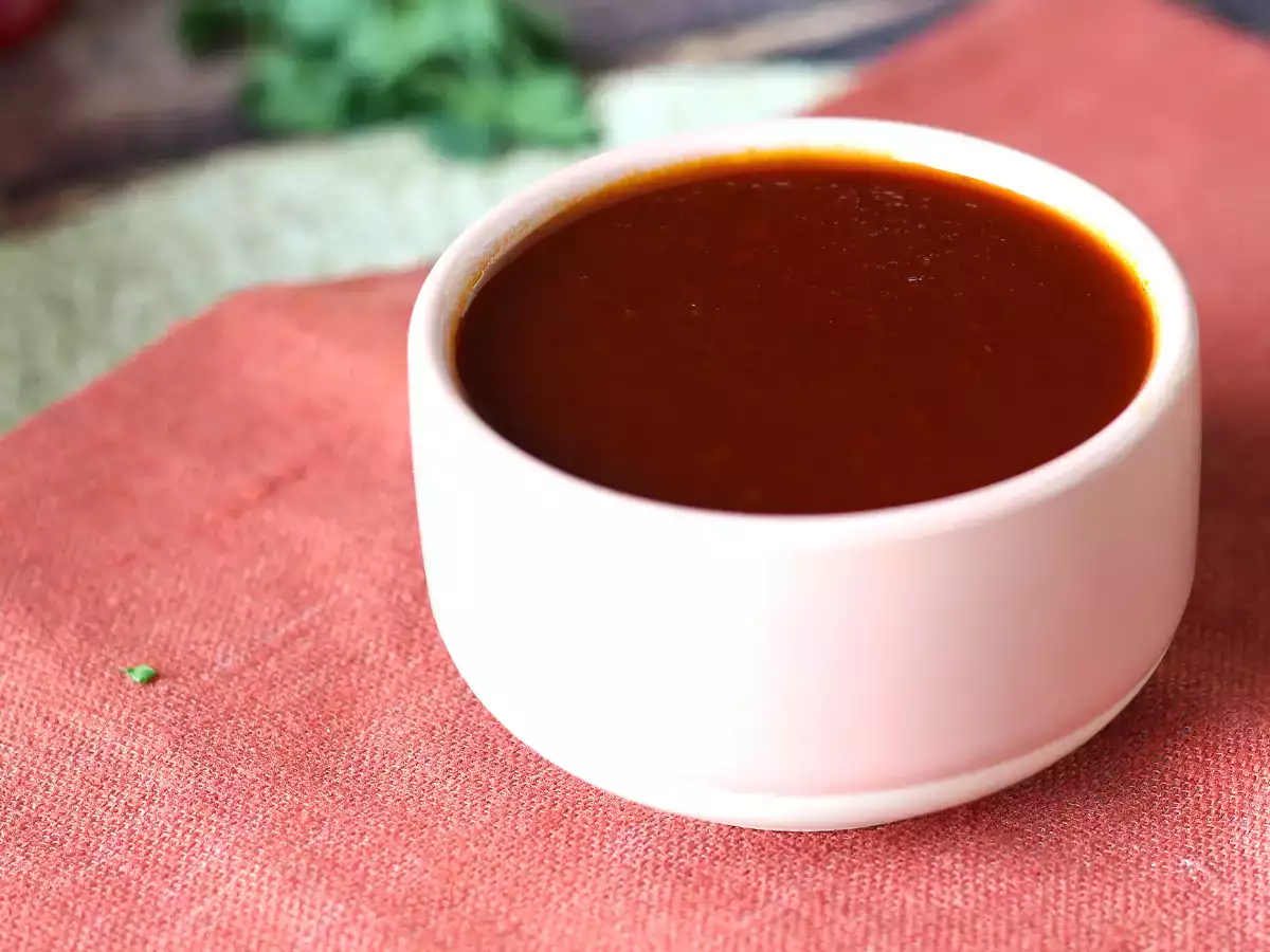 Salsa agrodolce stile barbecue fatta in casa: ricetta facile e pronta in poco tempo - foto 3