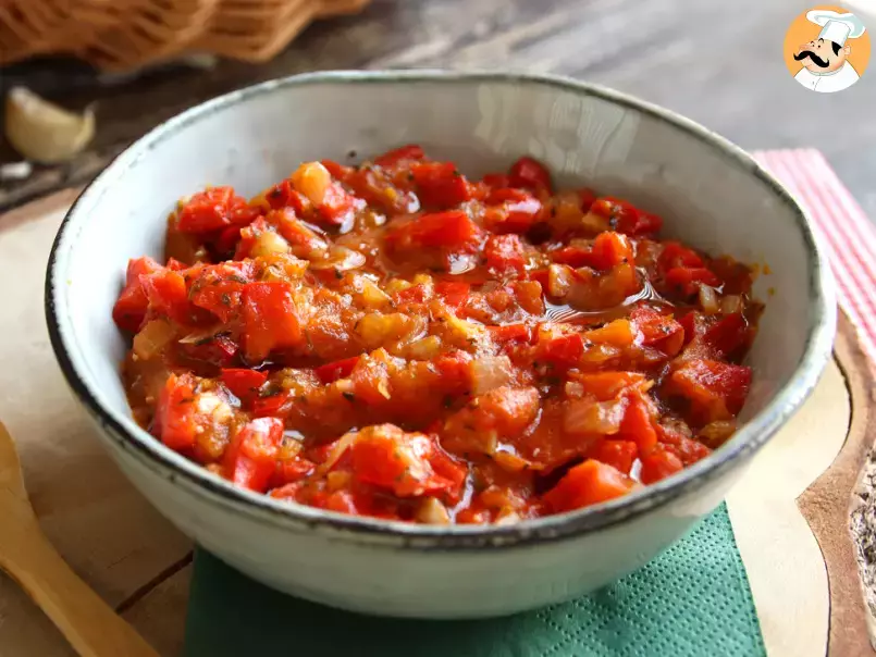 Salsa pomodoro e peperoni: ricetta semplice per condire la pasta, foto 2