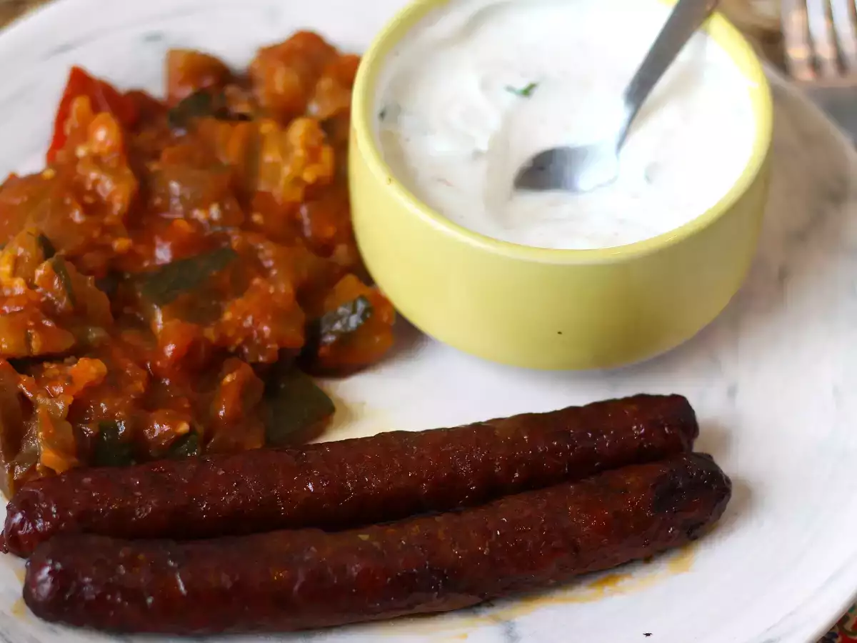 Salsicce merguez in friggitrice ad aria: ricetta facile e tempo di cottura perfetto - foto 3