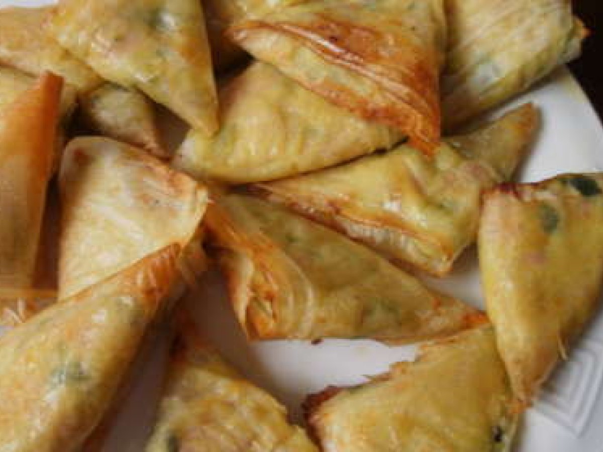 Samosa al tonno