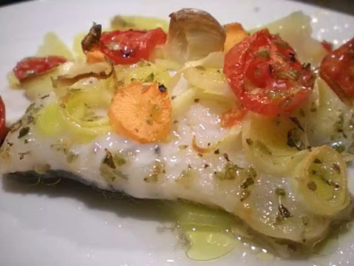 SAN PIETRO ALLE VERDURE SU LETTO DI PATATE - foto 2