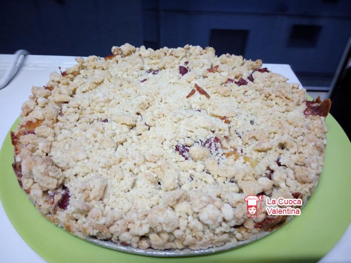 Sbrisolona salata con mozzarella e speck
