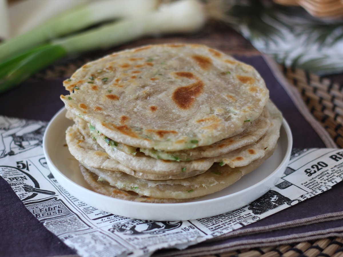 Scallion Pancake, le piadine cinesi con i cipollotti