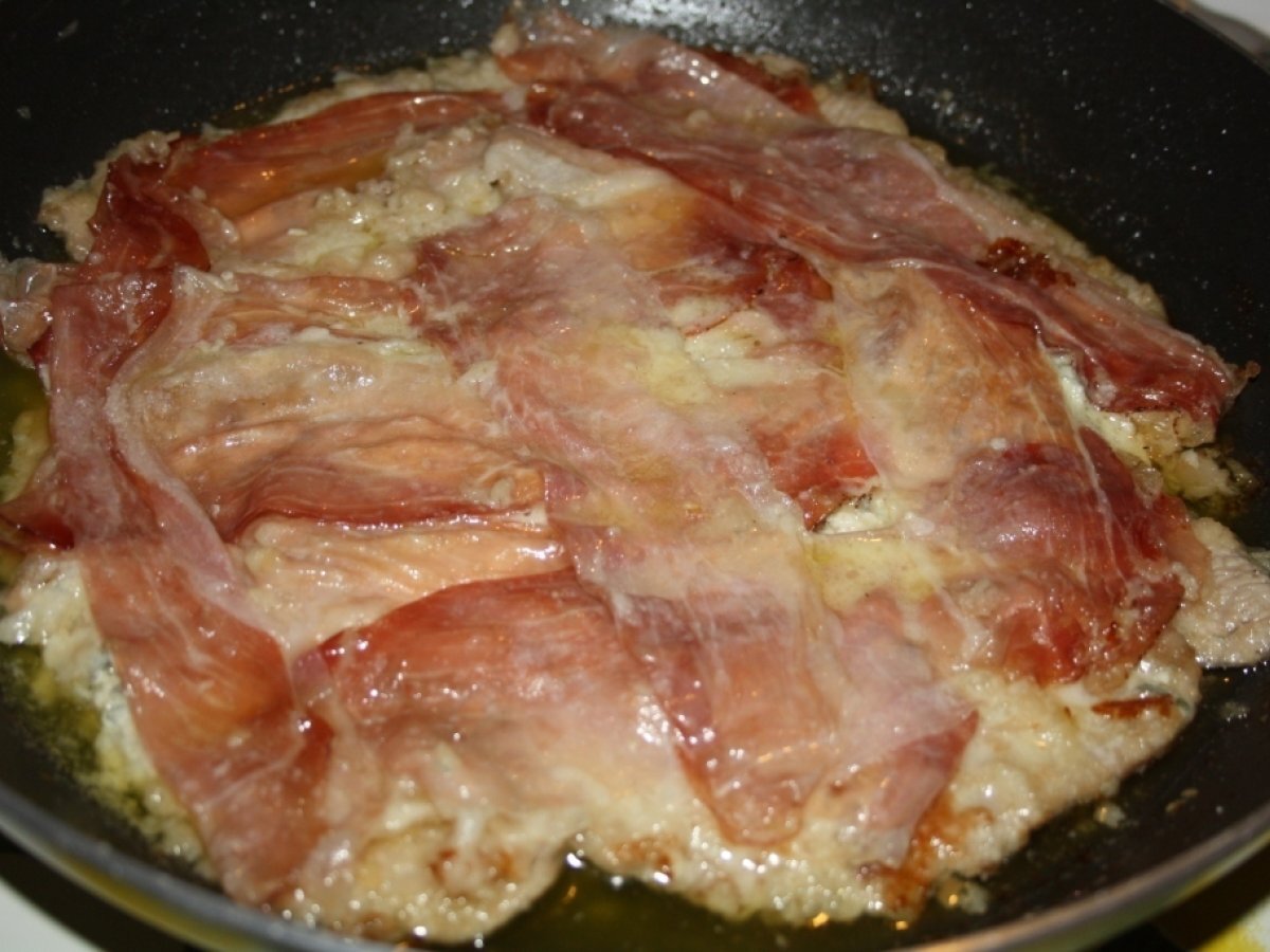 Scaloppine gorgonzola e speck