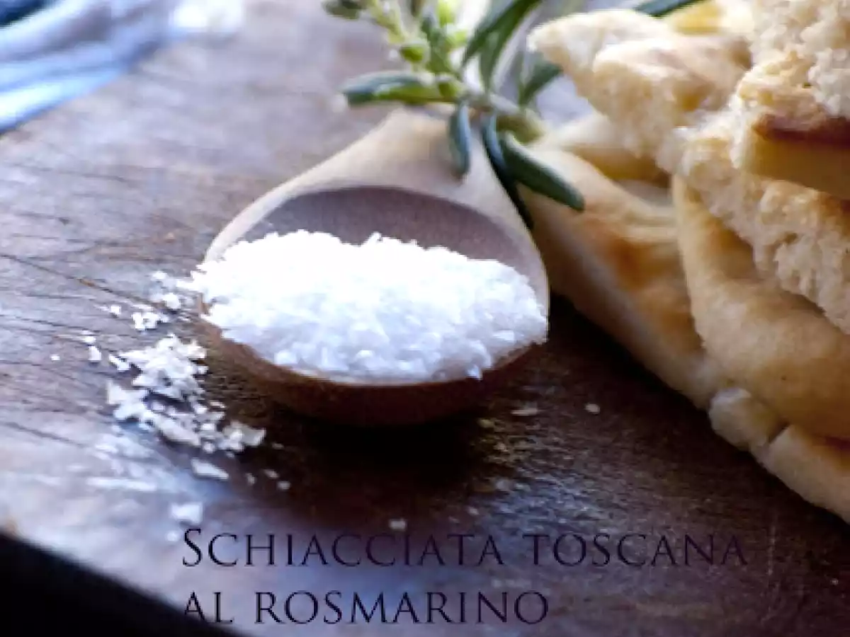 Schiacciata toscana al rosmarino - foto 4