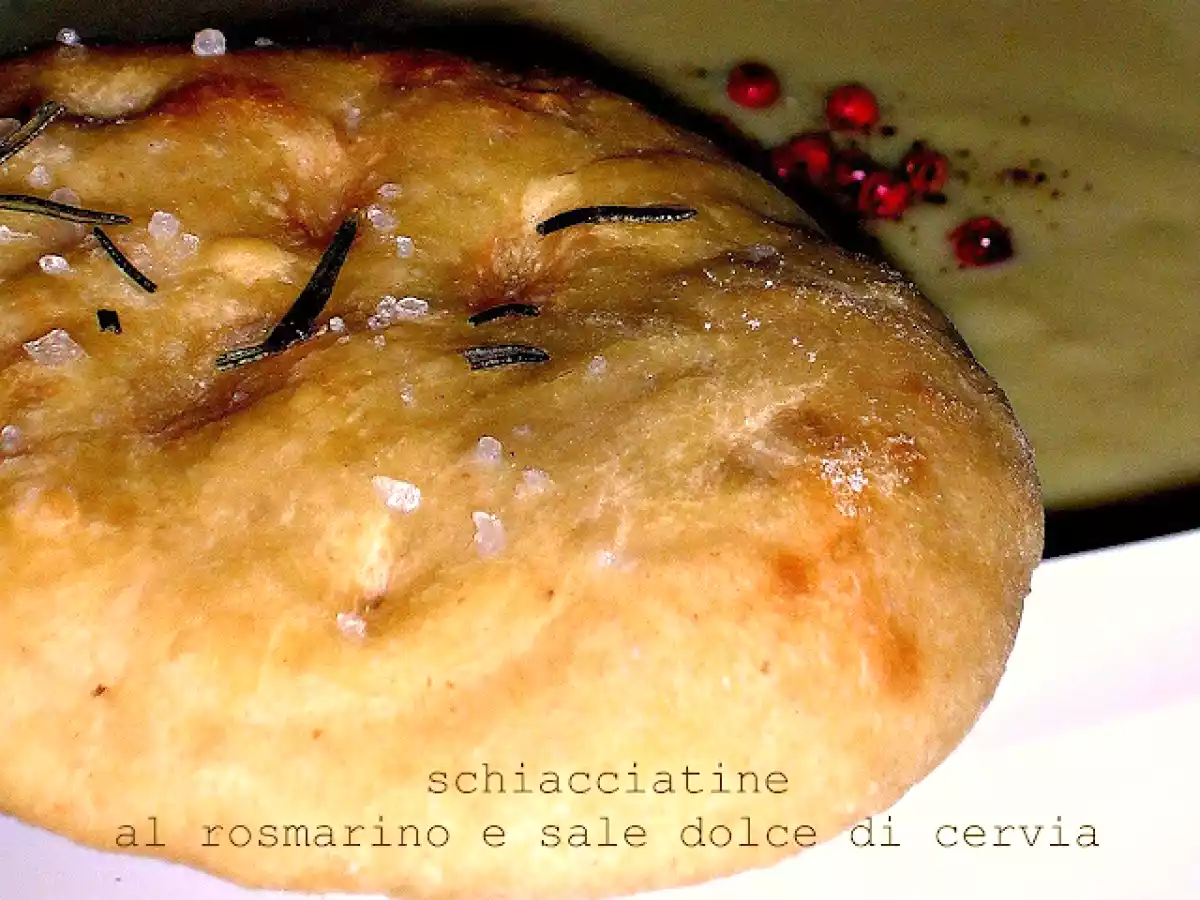 Schiacciatine al Rosmarino e sale dolce di Cervia