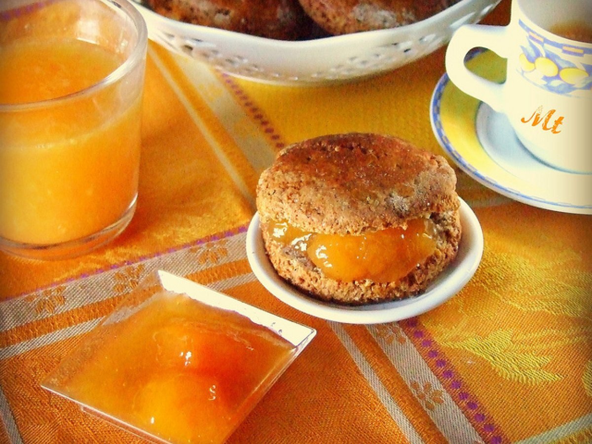 Scones alla frutta secca e farina di grano saraceno (o integrale)