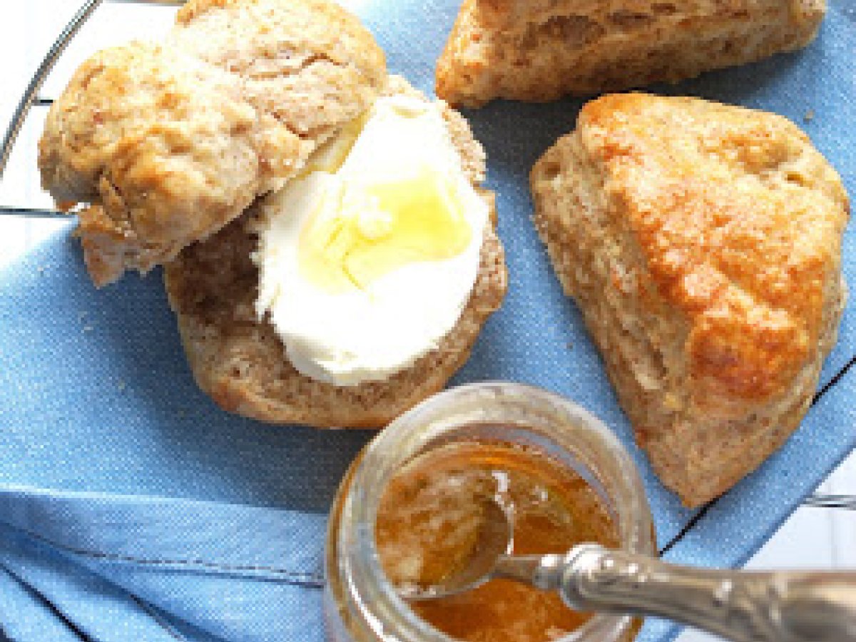 Scones integrali al latte di soia