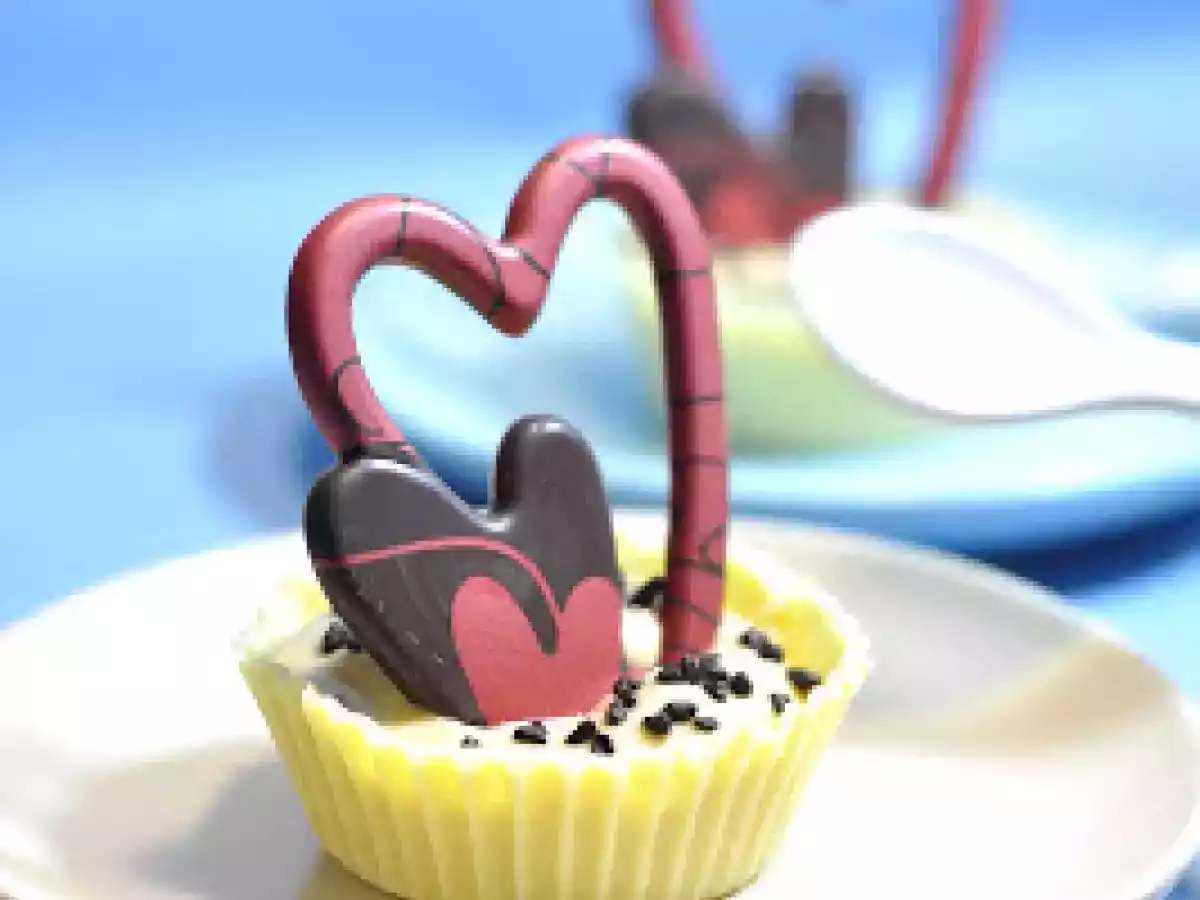 Scrigni di cioccolato bianco ripieni di crema al mascarpone e caffè - foto 2