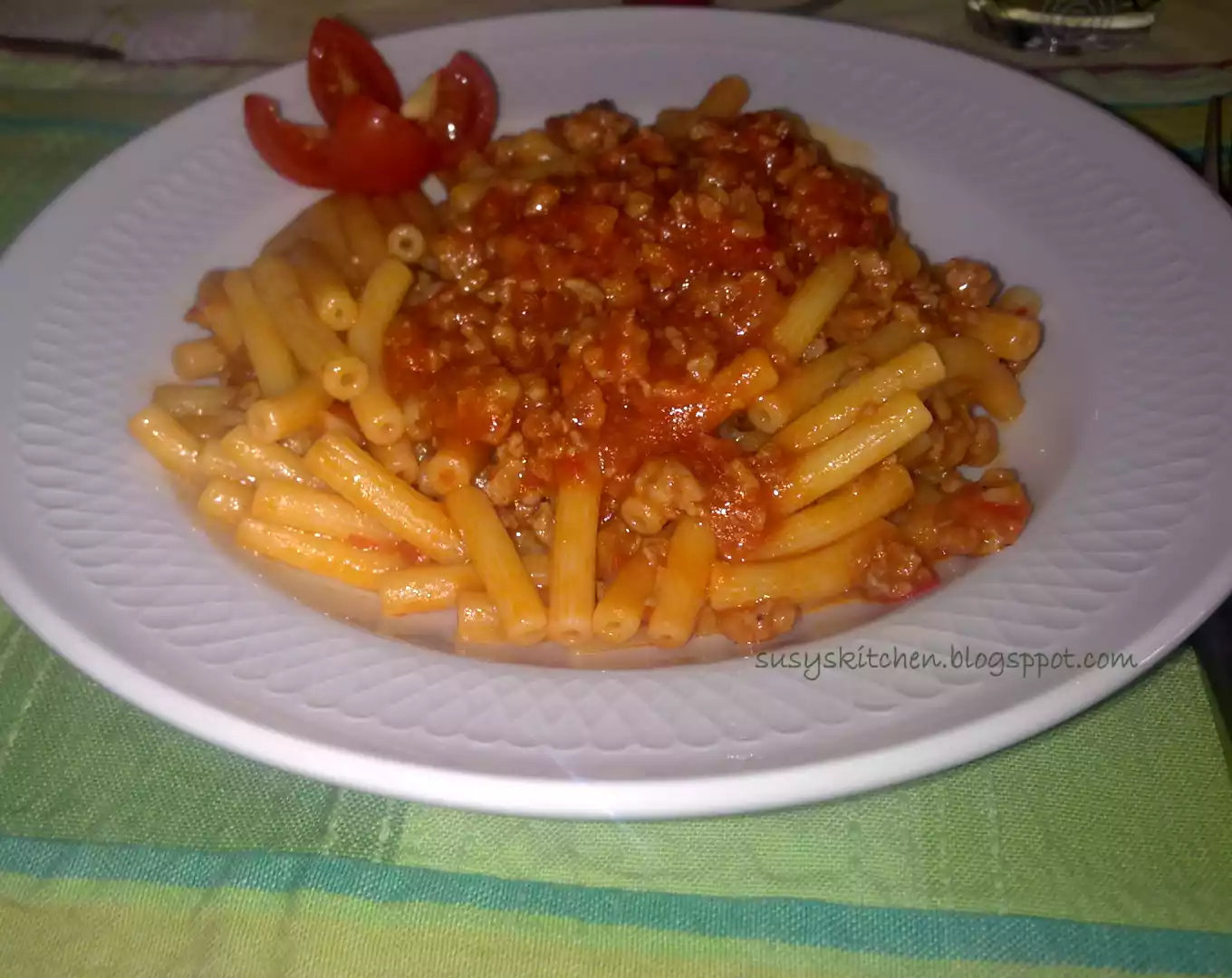Sedanini con salsiccia e peperone