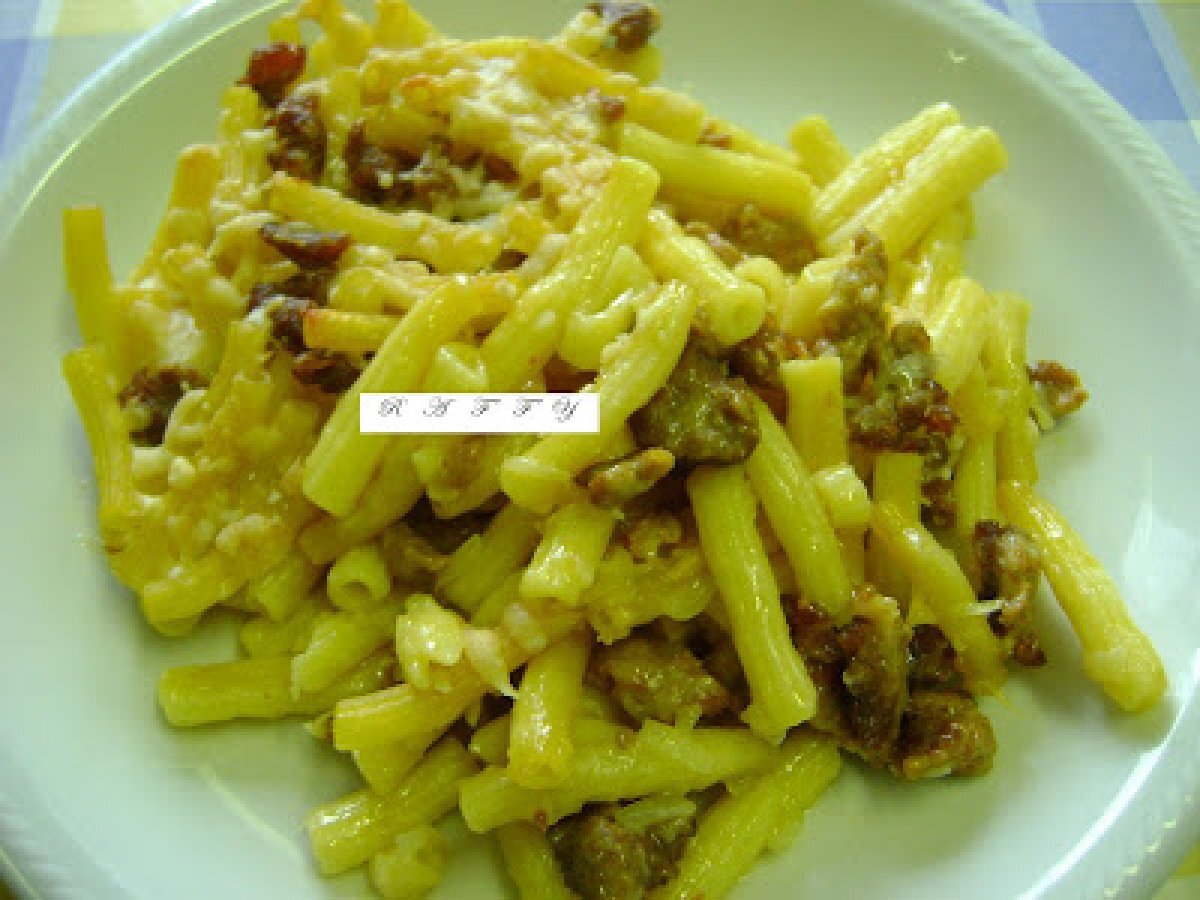 SEDANINI CON ZAFFERANO E PASTA DI SALAME