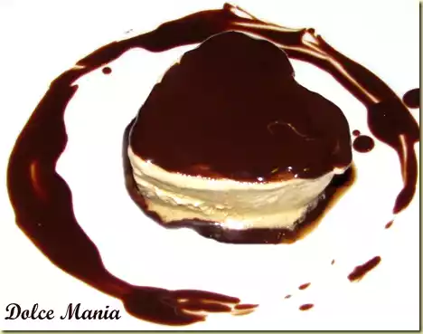 Semifreddo al caffè glassato al cioccolato