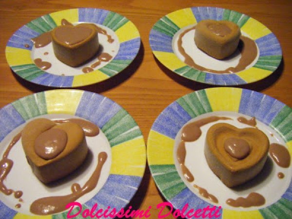 Semifreddo al cioccolato al latte con salsa alla banana, foto 4