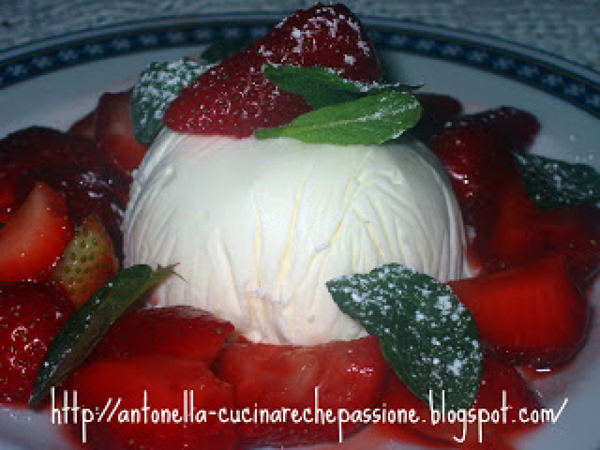 Semifreddo al kefir, ricotta e fragole - foto 7