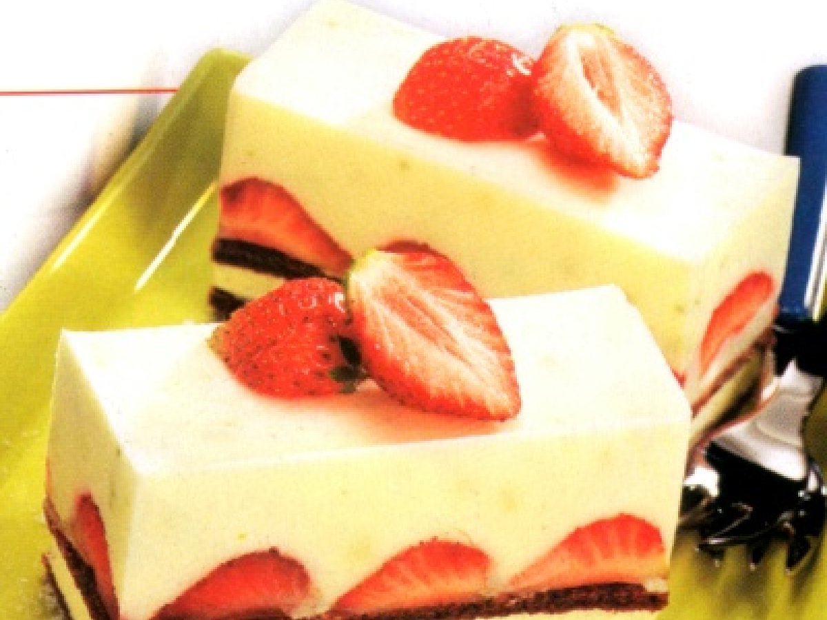 Semifreddo di formaggio e fragole